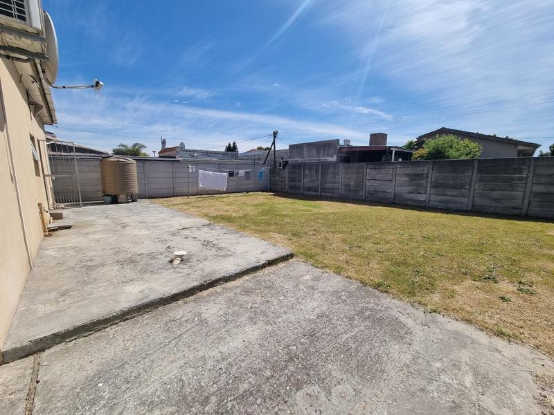 3 Bedroom Property for Sale in Townsend Estate Western Cape